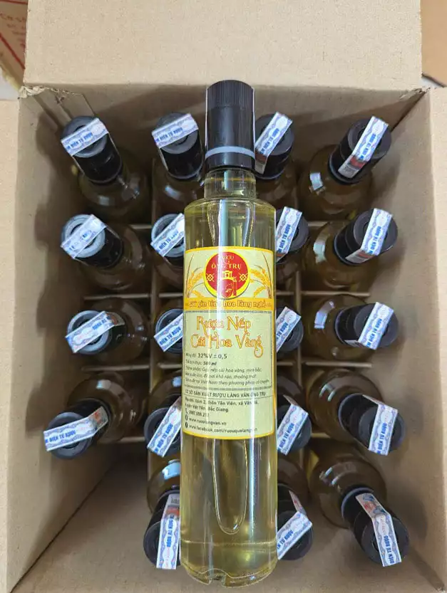 Thùng rượu nếp cái hoa vàng chai thủy tinh 500ml